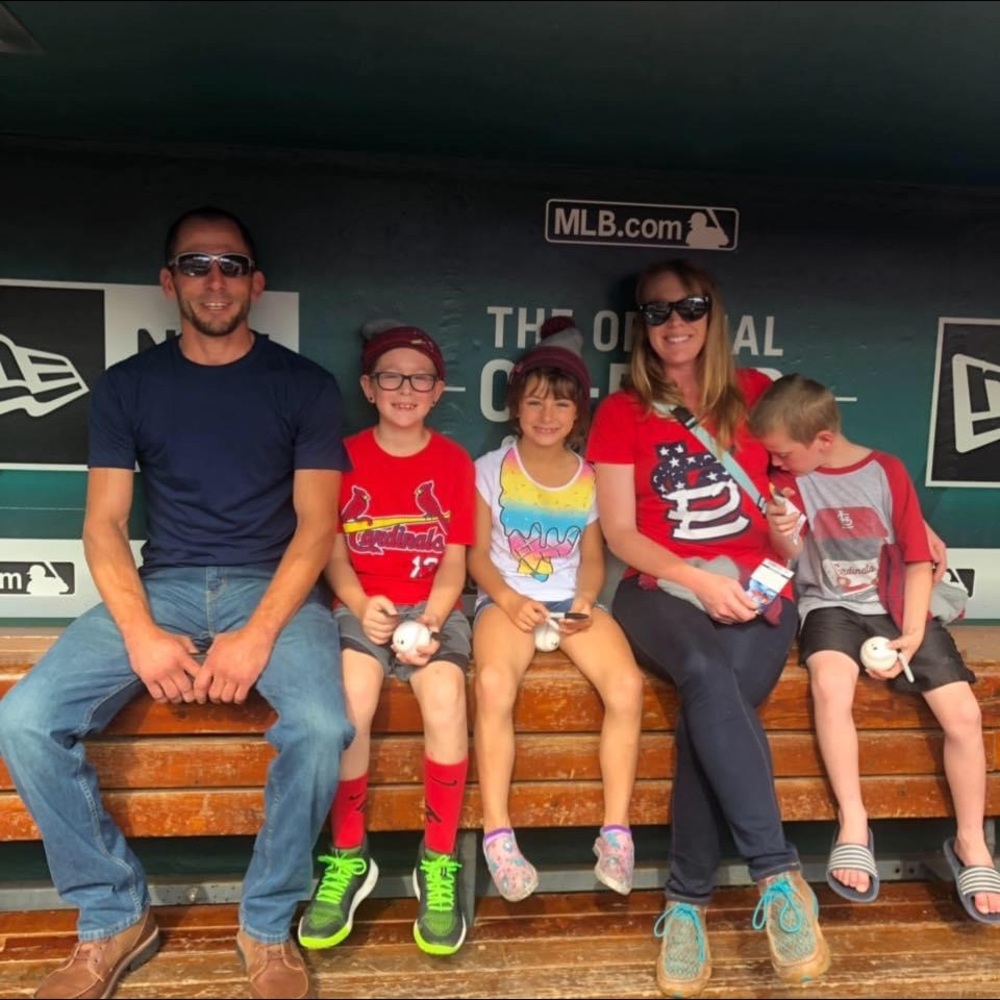 Meet your Posher, Dakota